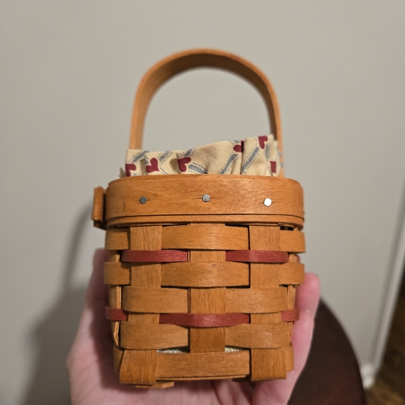 Longaberger 1990 Sweetheart Basket Set - Picture 5 of 7